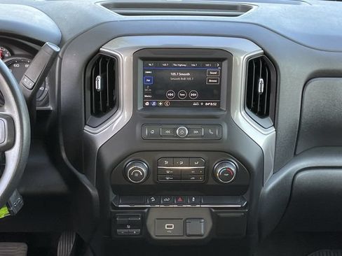 Used 2020 Chevrolet Silverado 1500 Custom Trail Boss w/ Custom Convenience Package AWD/4WD image 15