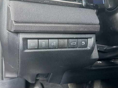 Certified 2025 Toyota Camry LE image 13