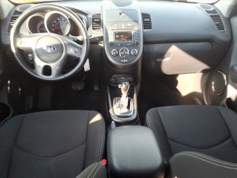 Used 2013 Kia Soul + w/ Audio Pkg image 14