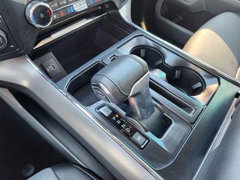 Used 2025 Ford F150 Lariat w/ Equipment Group 501A Mid image 28