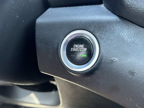 Used 2020 GMC Terrain SLE w/ Driver Convenience Package FWD image 25