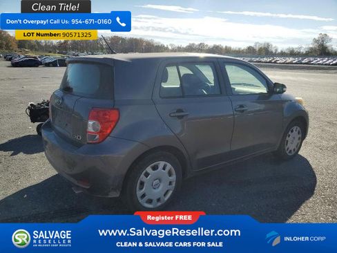 Used 2009 Scion xD image 4