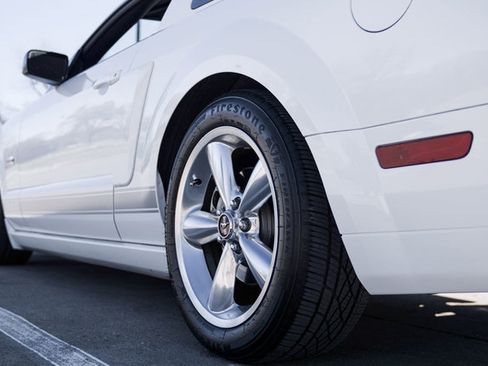 Used 2007 Ford Mustang GT image 36