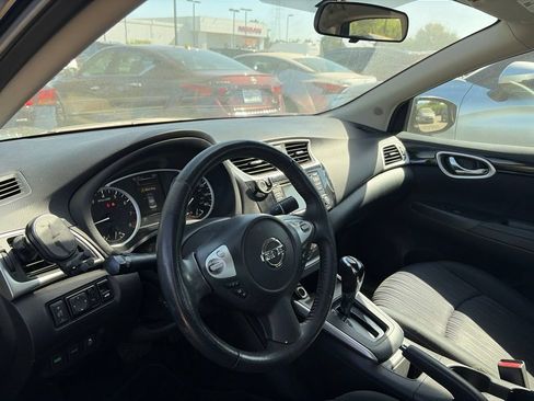 Used 2018 Nissan Sentra SV FWD image 9