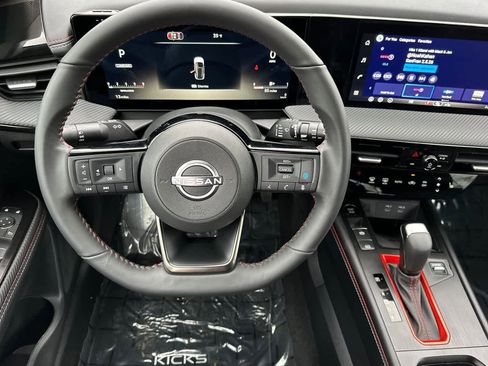 New 2026 Nissan Kicks SR image 14
