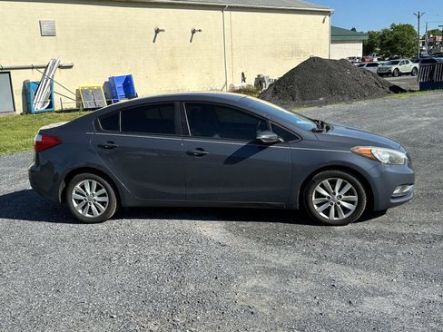 Used 2016 Kia Forte LX w/ LX Popular Plus Package FWD image 9