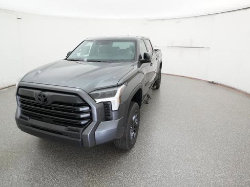 New 2026 Toyota Tundra SR5 image 3