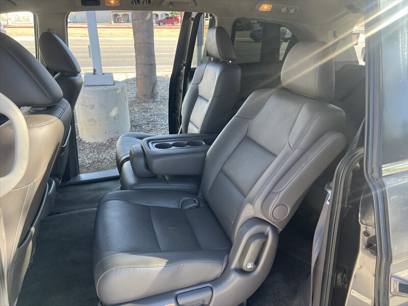 Used 2017 Honda Odyssey EX-L image 24