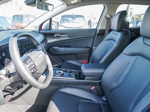 Certified 2026 Kia Sportage EX AWD/4WD image 18