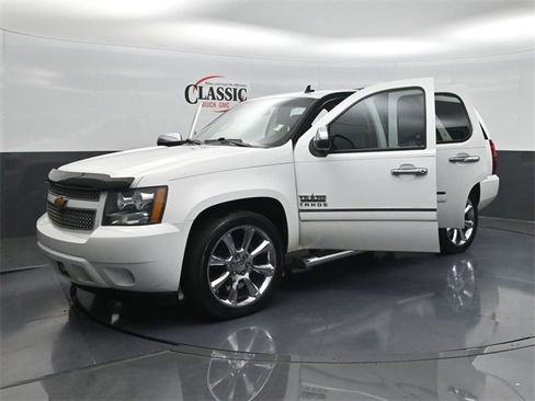 Used 2014 Chevrolet Tahoe LT w/ Texas Edition image 34