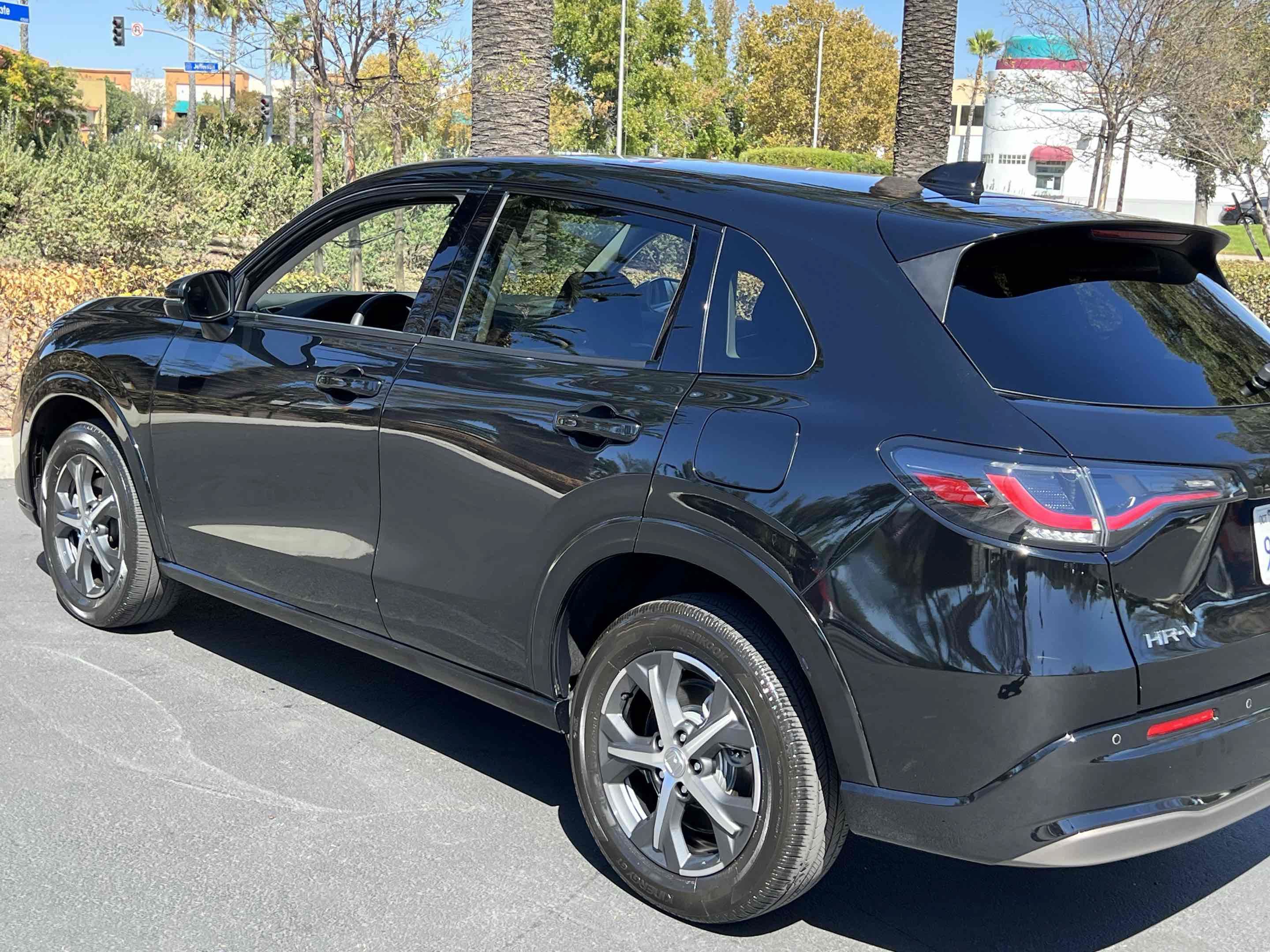 Used 2024 Honda HR-V EX-L image 30