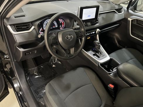Used 2025 Toyota RAV4 LE FWD image 14