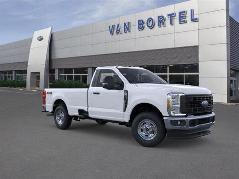 New 2026 Ford F250 XL w/ XL Driver Assist Package AWD/4WD image 7