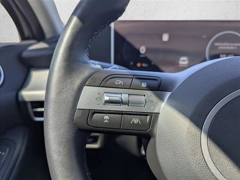 Certified 2025 Hyundai Sonata Limited FWD image 12