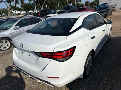 Used 2025 Nissan Sentra S FWD image 5