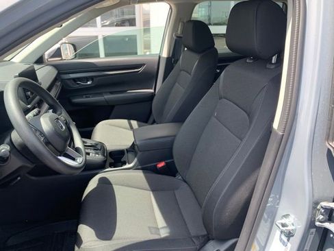 Certified 2025 Honda CR-V LX image 4