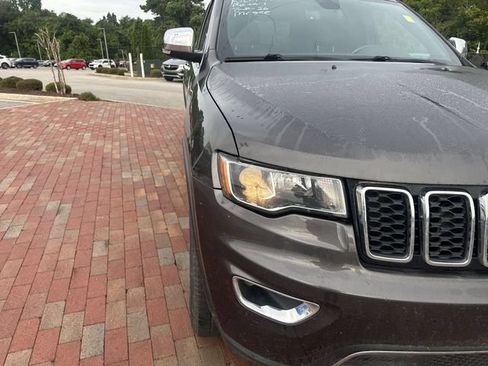 Used 2021 Jeep Grand Cherokee Limited w/ Sun & Sound Group AWD/4WD image 20