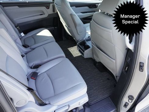 Used 2023 Honda Odyssey Touring image 27
