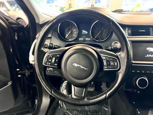 Used 2018 Jaguar E-PACE S image 15