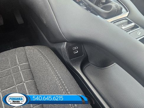 New 2026 Honda HR-V LX image 40