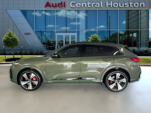 New 2025 Audi SQ5 Premium Plus image 2