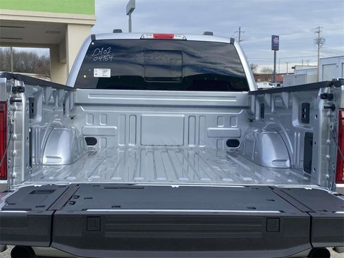 New 2025 Ford F150 Lariat w/ Equipment Group 501A Mid image 11