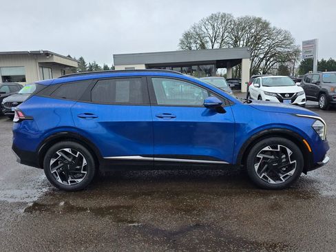 Used 2023 Kia Sportage SX image 8