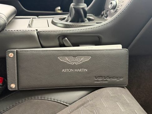 Used 2015 Aston Martin V8 Vantage GT RWD image 29