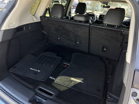 Certified 2023 Nissan Rogue Platinum w/ Platinum Premium Package image 24