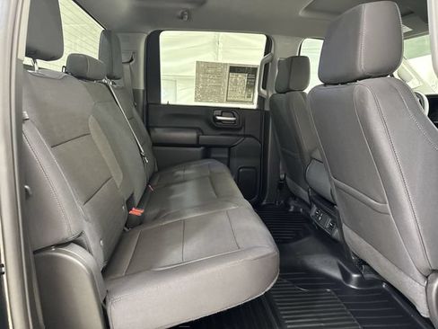 Used 2024 Chevrolet Silverado 2500 Custom w/ Custom Convenience Package AWD/4WD image 27