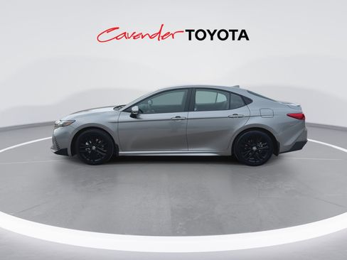 Certified 2026 Toyota Camry SE image 5