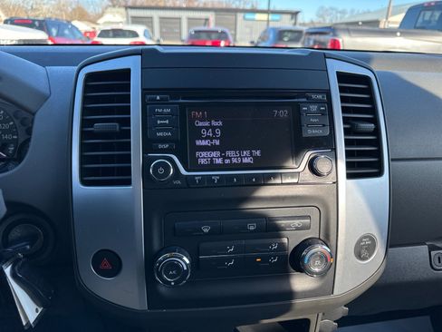 Used 2015 Nissan Xterra PRO-4X image 38