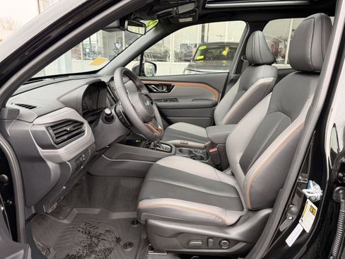 Used 2025 Subaru Forester Sport image 11
