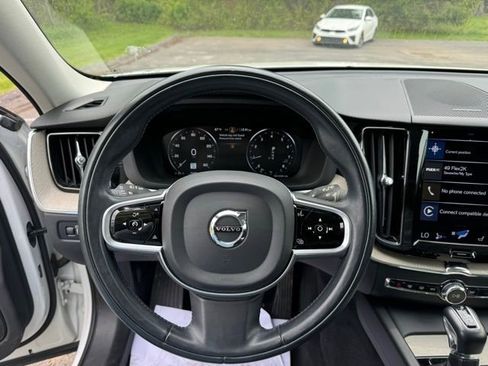Used 2021 Volvo XC60 T5 Inscription AWD/4WD image 19