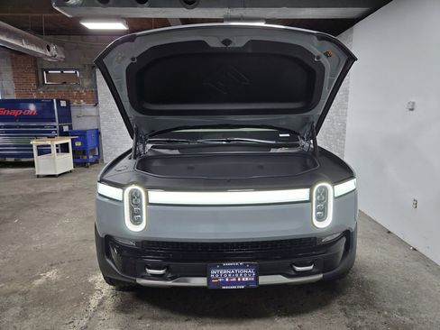 Used 2022 Rivian R1T Adventure image 58