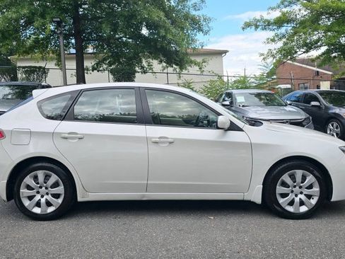 Used 2011 Subaru Impreza 2.5i AWD/4WD image 8