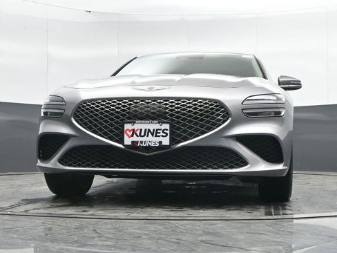 Used 2025 Genesis G70 2.5T image 47