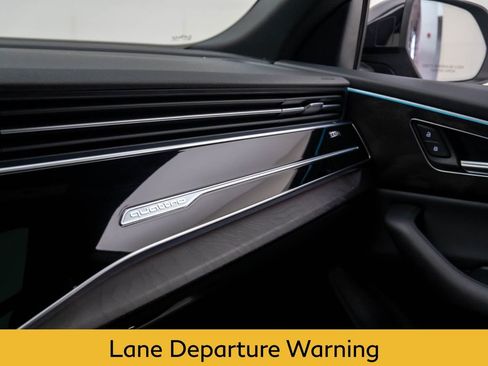 Used 2021 Audi Q8 Premium Plus w/ Premium Plus Package image 25