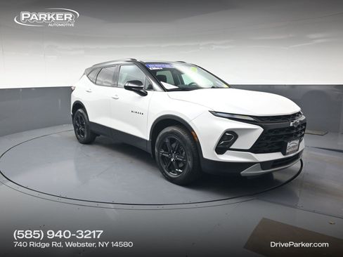 Used 2024 Chevrolet Blazer LT w/ Convenience Package AWD/4WD image 1