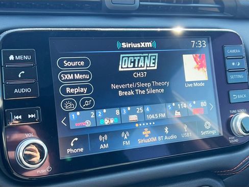 New 2025 Nissan Versa SR w/ Trunk Package image 14