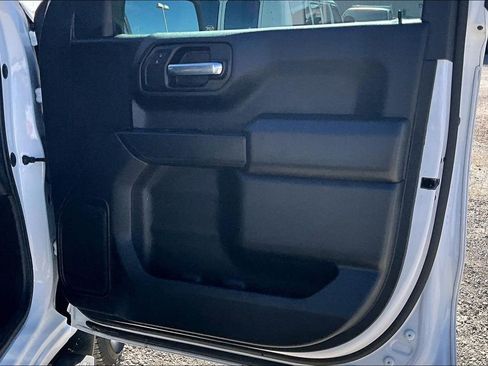 Used 2022 Chevrolet Silverado 1500 Custom image 21