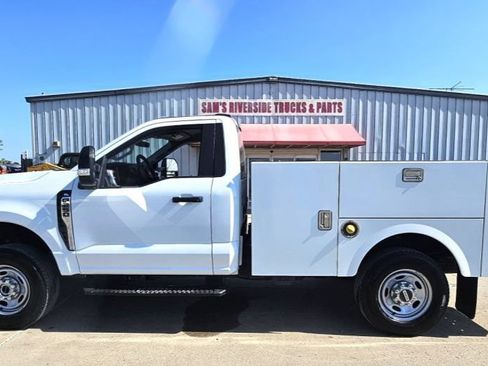 Used 2024 Ford F250 XL w/ XL Chrome Package AWD/4WD image 5
