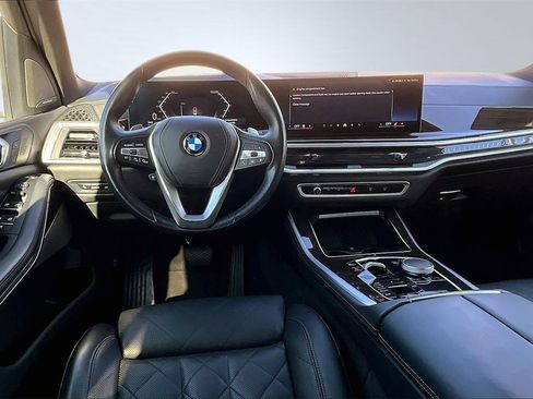 Used 2024 BMW X5 xDrive40i image 6