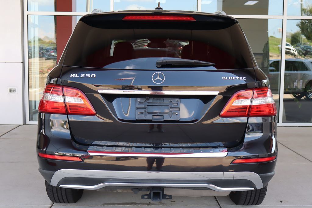 Used 2015 Mercedes-Benz ML 250 BlueTEC 4MATIC image 7
