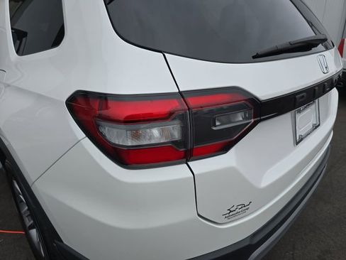 Used 2023 Honda Pilot EX-L image 25