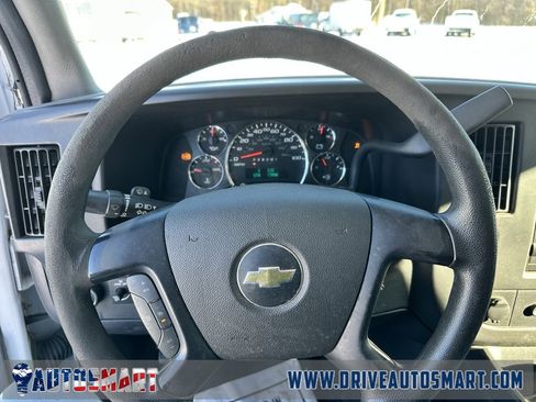 Used 2013 Chevrolet Express 2500 Work Van image 29