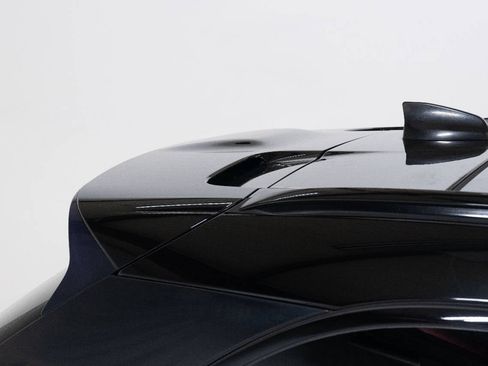 Used 2020 Land Rover Range Rover Velar R-Dynamic S image 11