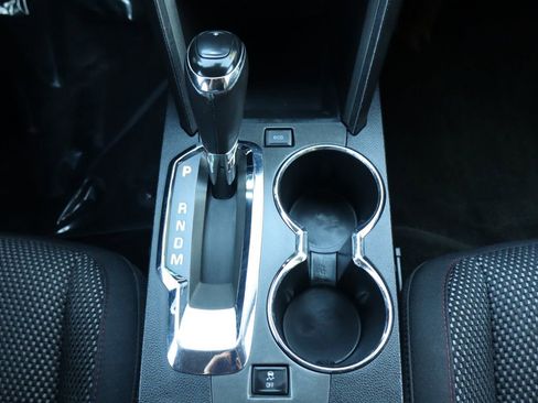 Used 2017 Chevrolet Equinox LT w/ Convenience Package image 35