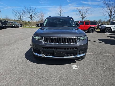 Used 2023 Jeep Grand Cherokee L Laredo w/ Luxury Tech Group I image 2