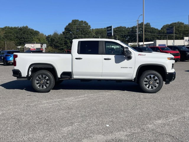New 2026 Chevrolet Silverado 2500 Custom w/ Custom Value Package AWD/4WD image 2